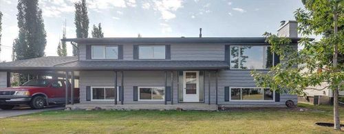 5607 48 Avenue, Lacombe, AB, T4L1M7 | Card Image