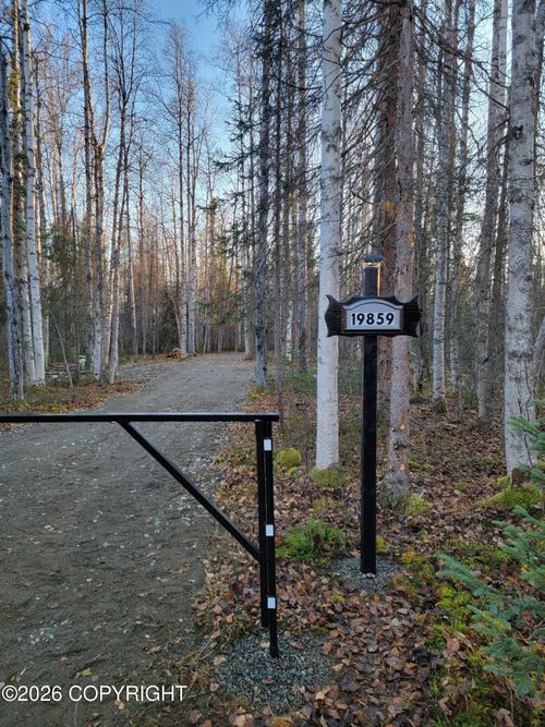 19859 E Caughtabigone Ave, Willow, AK, 99688 | Card Image