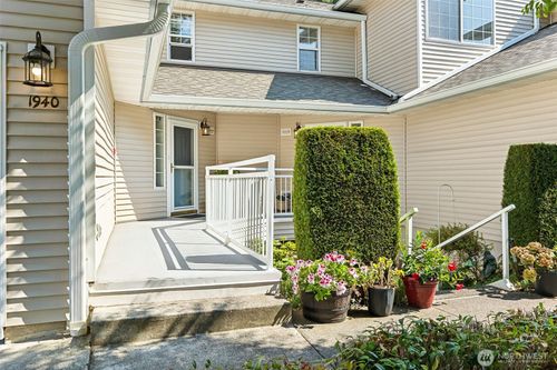 1940 S 368th Pl, Federal Way, WA, 98003-7776 | Card Image