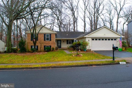 12043 Stoneford Dr, WOODBRIDGE, VA, 22192-1413 | Card Image