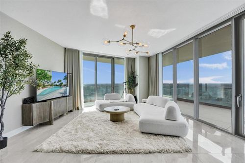 5205-18975 Collins Ave, Sunny Isles Beach, FL, 33160-5448 | Card Image