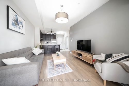 144-570 Lolita Gdns, Mississauga, ON, L5A0A1 | Card Image