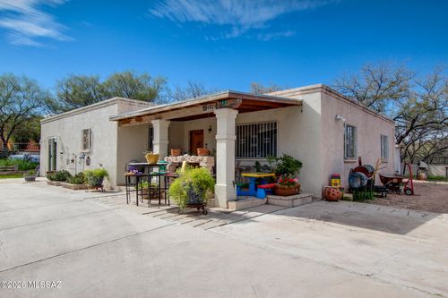 992 Paseo Lobo, Rio Rico, AZ, 85648-6349 | Card Image