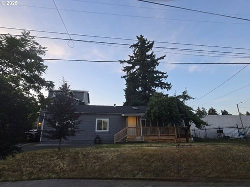 12037 Se Mill Ct, Portland, OR, 97216-3972 | Card Image