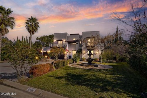 41530 Nonpareil Dr, Palmdale, CA, 93551-2801 | Card Image