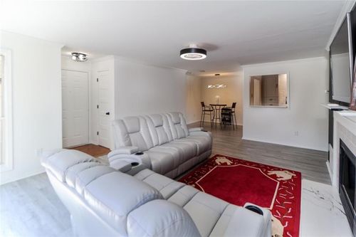 709 Berkeley Woods Dr, Duluth, GA, 30096-6357 | Card Image