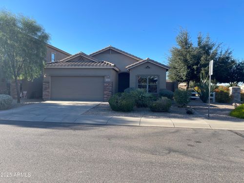 4 W Saddle Way, San Tan Valley, AZ, 85143-6081 | Card Image