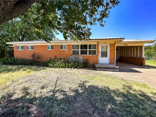 203 N Avenue M, Haskell, TX, 79521-4715 | Card Image