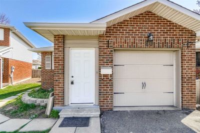 20 Tropical Crt, House other with 3 bedrooms, 3 bathrooms and 3 parking in Brampton ON | Image 1