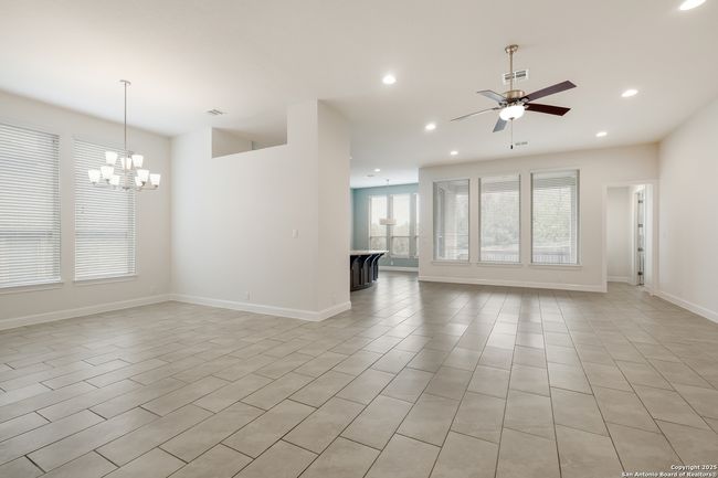 28812 Stevenson Gate, House other with 4 bedrooms, 3 bathrooms and null parking in Fair Oaks Ranch TX | Image 5