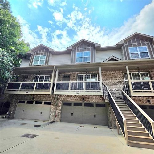 255 Vannoy Park Lane Dr Se, Atlanta, GA, 30316-1688 | Card Image