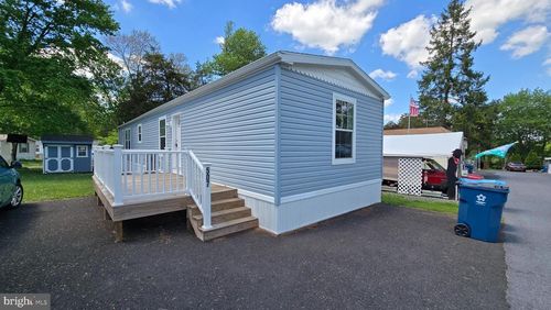 507 Maple Dr, GREEN LANE, PA, 18054-2033 | Card Image