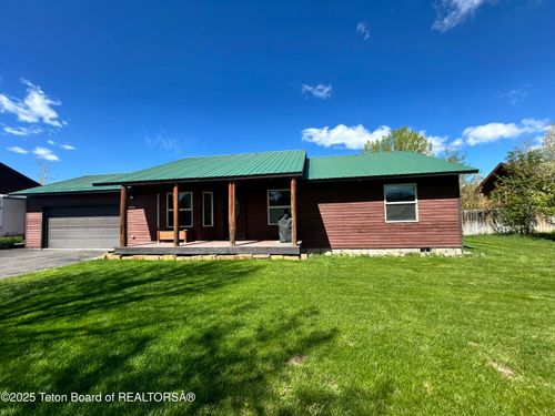 8450 Red Hawk Trl, Victor, ID, 83455-5085 | Card Image