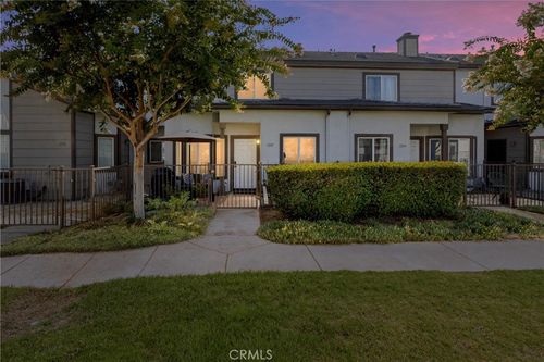 1205-1555 Orange Ave, Redlands, CA, 92373-1462 | Card Image