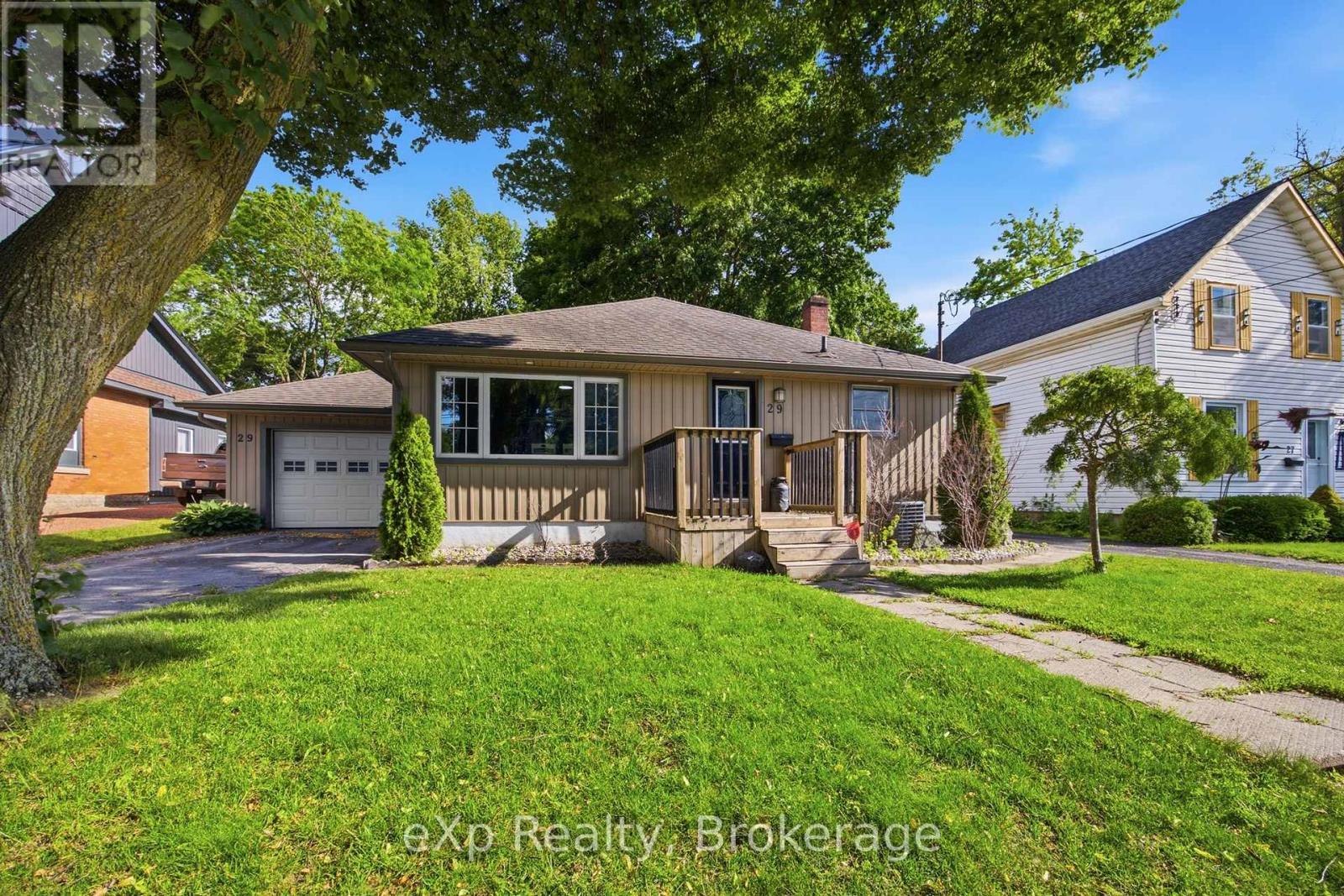 Residential in Tillsonburg