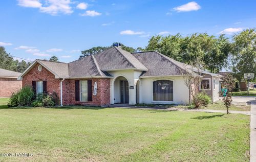 1024 12th St, Eunice, LA, 70535-2216 | Card Image