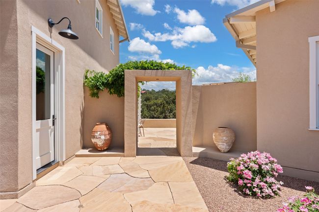 1015 Mansion Ridge Rd, House other with 2 bedrooms, 3 bathrooms and 6 parking in Santa Fe NM | Image 48