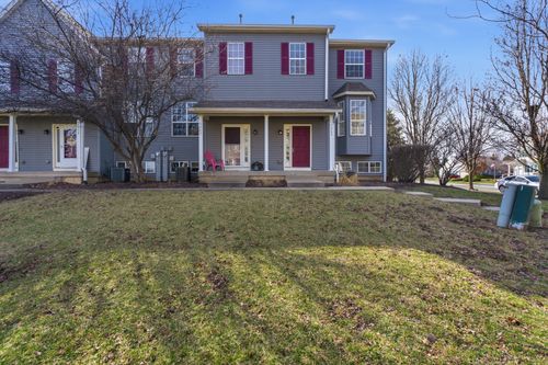 1363 Chestnut Ln, Yorkville, IL, 60560-4549 | Card Image