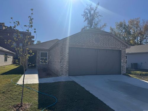 10920 Mason Dr, Maumelle, AR, 72113-7880 | Card Image