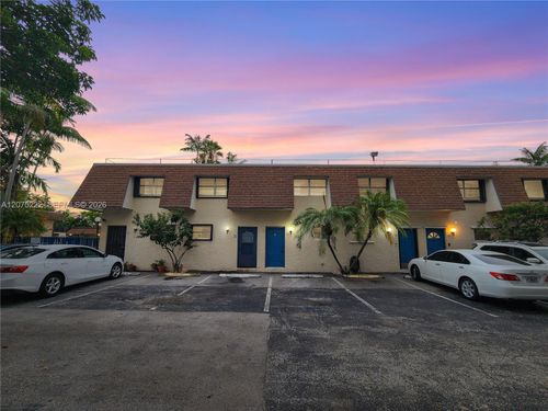 15385 S Dixie Hwy, Palmetto Bay, FL, 33157-1828 | Card Image