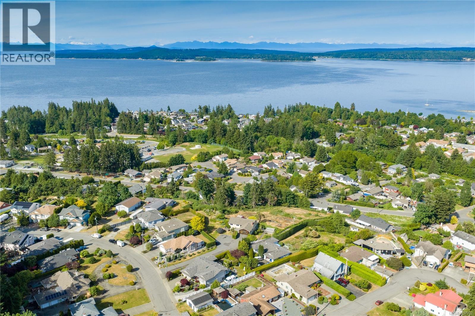 Land in Chemainus