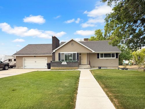 245 W 200 N, Castle Dale, UT, 84513-7710 | Card Image