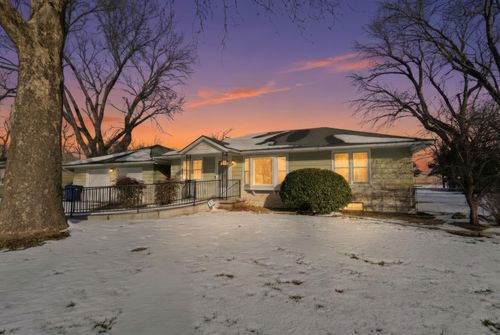 804 W 32nd St N, Wichita, KS, 67204 | Card Image