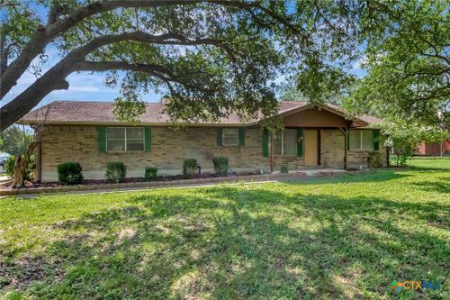 1036 Hilltop Rd, Beeville, TX, 78102 | Card Image