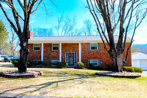 3508 Valley Trl, Chattanooga, TN, 37415-3913 | Card Image