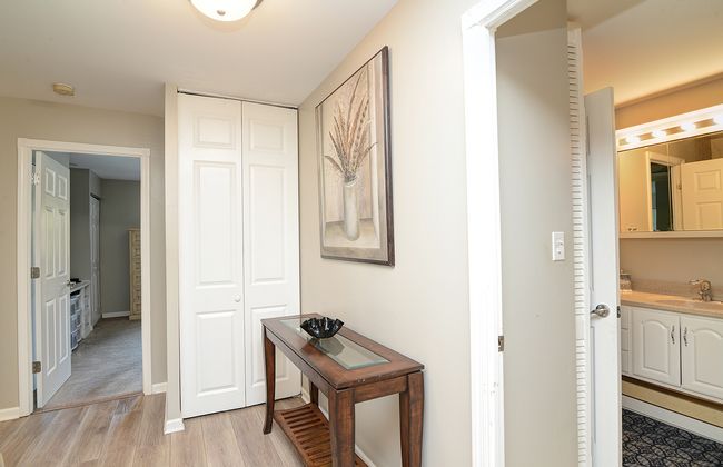 APT-310 - 120 Lakeview Dr, Condo with 2 bedrooms, 1 bathrooms and 1 parking in Bloomingdale IL | Image 5