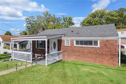 4619 Greensprings Ave, West Mifflin, PA, 15122-1770 | Card Image