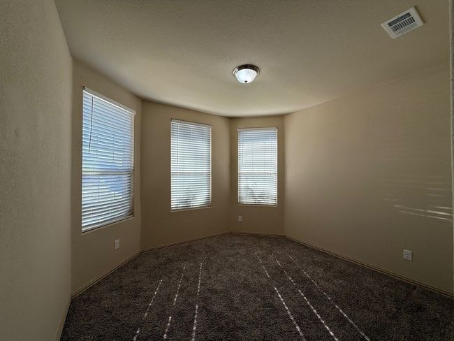 619 Victory Pkwy, House other with 4 bedrooms, 2 bathrooms and 2 parking in Midland TX | Image 4