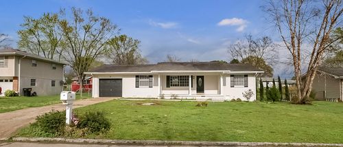 1639 Colorado St, Hixson, TN, 37343-1736 | Card Image