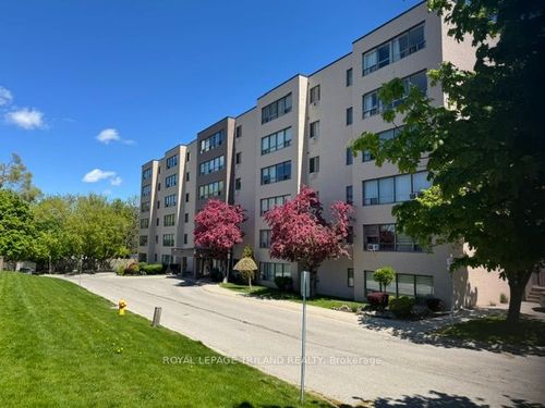 605-650 Cheapside St, London, ON, N5Y5J8 | Card Image