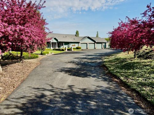 4221 Thrall Rd, Ellensburg, WA, 98926-8147 | Card Image