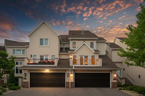 517 River St, Minneapolis, MN, 55401-2512 | Card Image