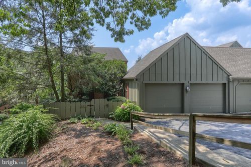 1203 Galway Ct, HUMMELSTOWN, PA, 17036-9171 | Card Image