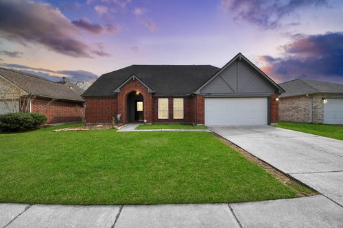 4747 Widerop Ln, Friendswood, TX, 77546-3178 | Card Image