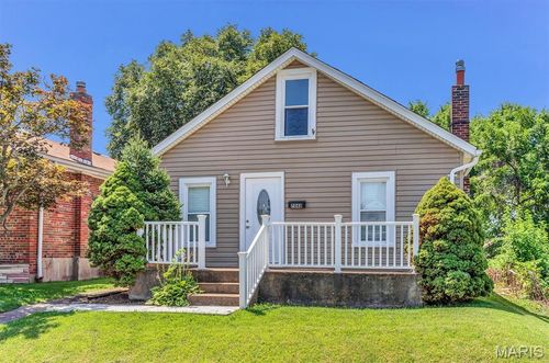 7048 Lansdowne Ave, Saint Louis, MO, 63109-1950 | Card Image