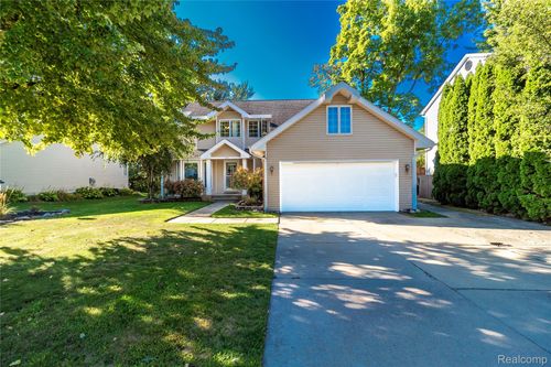 200 Lynn Ct, Imlay City, MI, 48444-1240 | Card Image