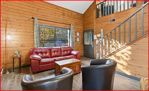 2-2 Cabin Ct, Branson, MO, 65616-3675 | Card Image