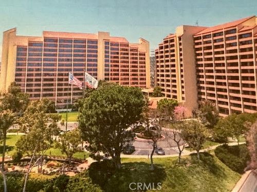 953-953 Paseo Del Lago, Laguna Woods, CA, 92637 | Card Image