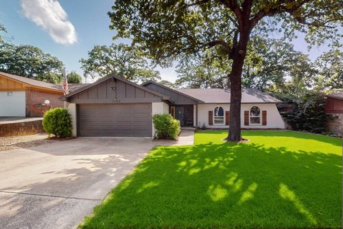 5700 Kingstree Ct, Arlington, TX, 76017-4629 | Card Image