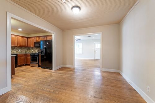 aandb-921 E 37 Street, Austin, TX, 78705 | Card Image