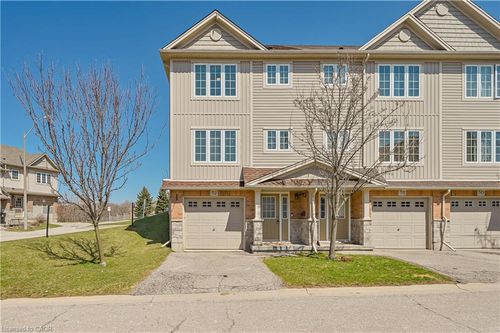 52-355 Fisher Mills Rd, Cambridge, ON, N3C4N5 | Card Image