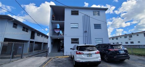 111 Sw 18th Ave, Miami, FL, 33135-2040 | Card Image