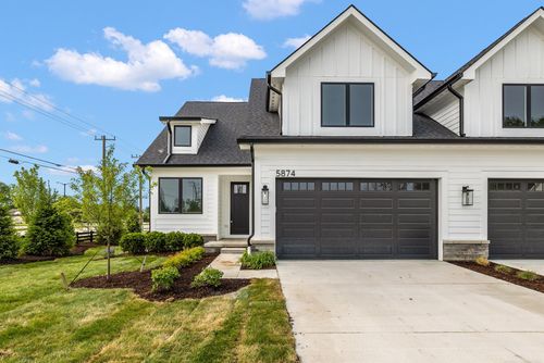 5874 Heights Dr, Sterling Heights, MI, 48314-1710 | Card Image