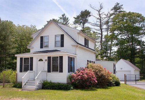 61 Rochester Rd, Carver, MA, 02330-1512 | Card Image