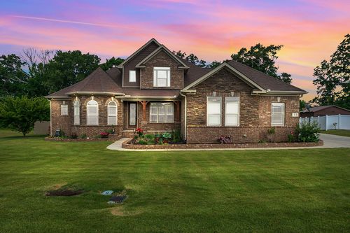 33 Ivy Dr, Fayetteville, TN, 37334-7287 | Card Image