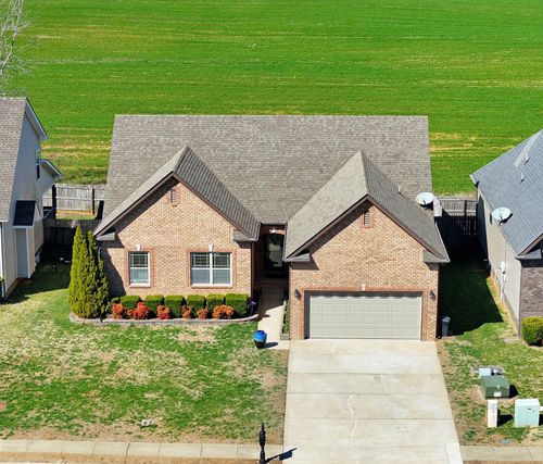 1820 Apache Way, Clarksville, TN, 37042-0718 | Card Image